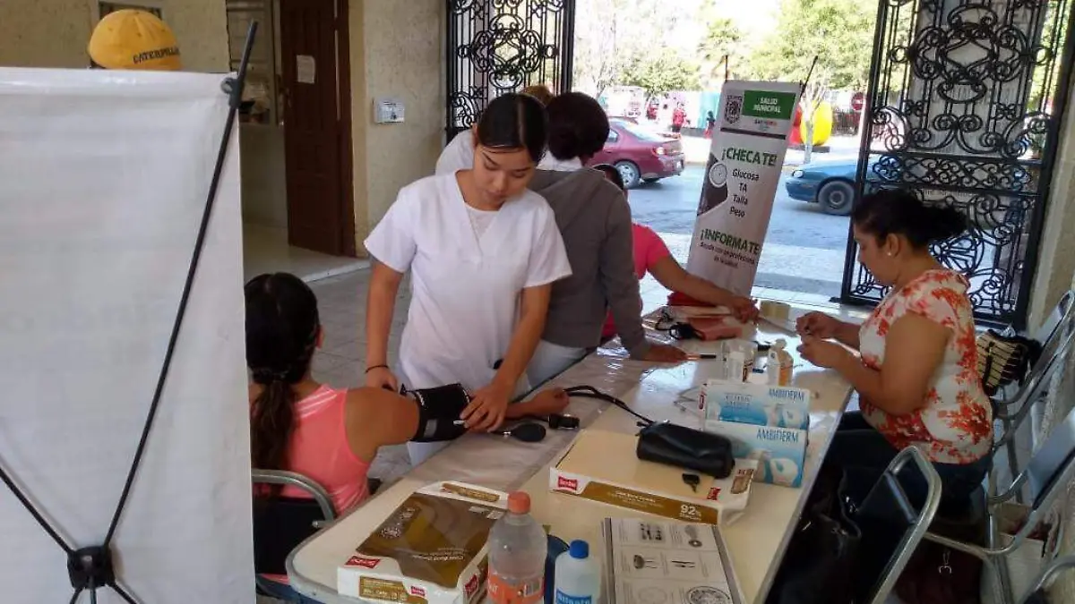 25 Brigada de Salud en el Auditorio Municipal